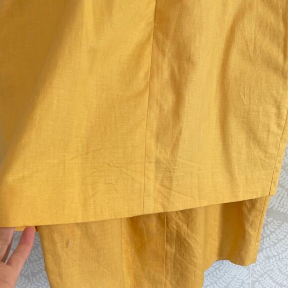 Yellow/Gold Linen Blend Tiered Short Sleeve Sheath Dress, Size 10 - Picture 4 of 12